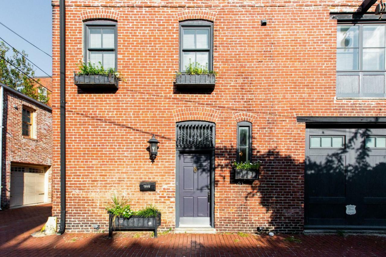 Luxury Fire House - Memorable Stay! Metro Parking Lofts "Old Ledroit Park Fire Station" Washington Exterior photo